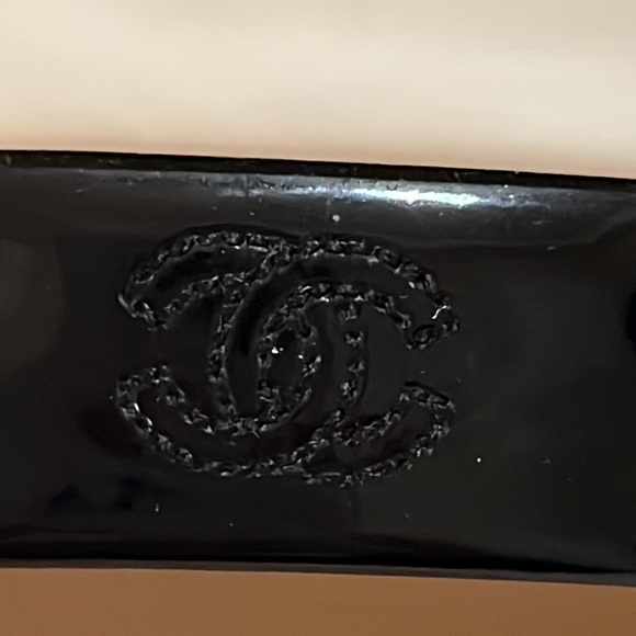 HP🎉🎉Chanel patent leather platform logo wedges - Picture 8 of 8